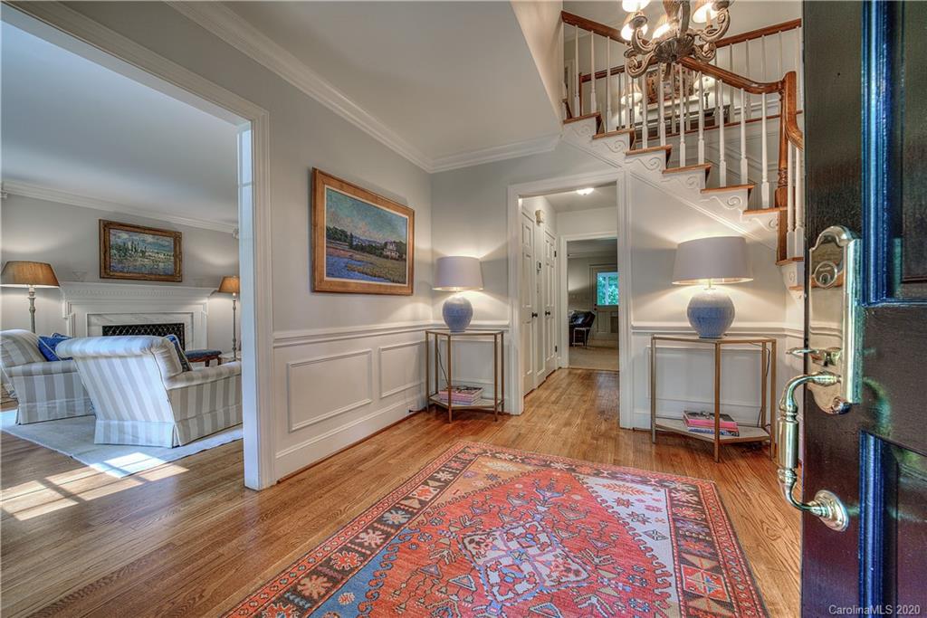 4319 Belknap Road Charlotte, NC 28211 - Photo 4 of 40 Gallery Image 4