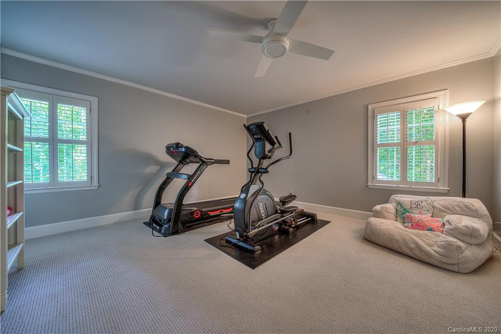 4319 Belknap Road Charlotte, NC 28211 - Photo 34 of 40 Gallery Image 34