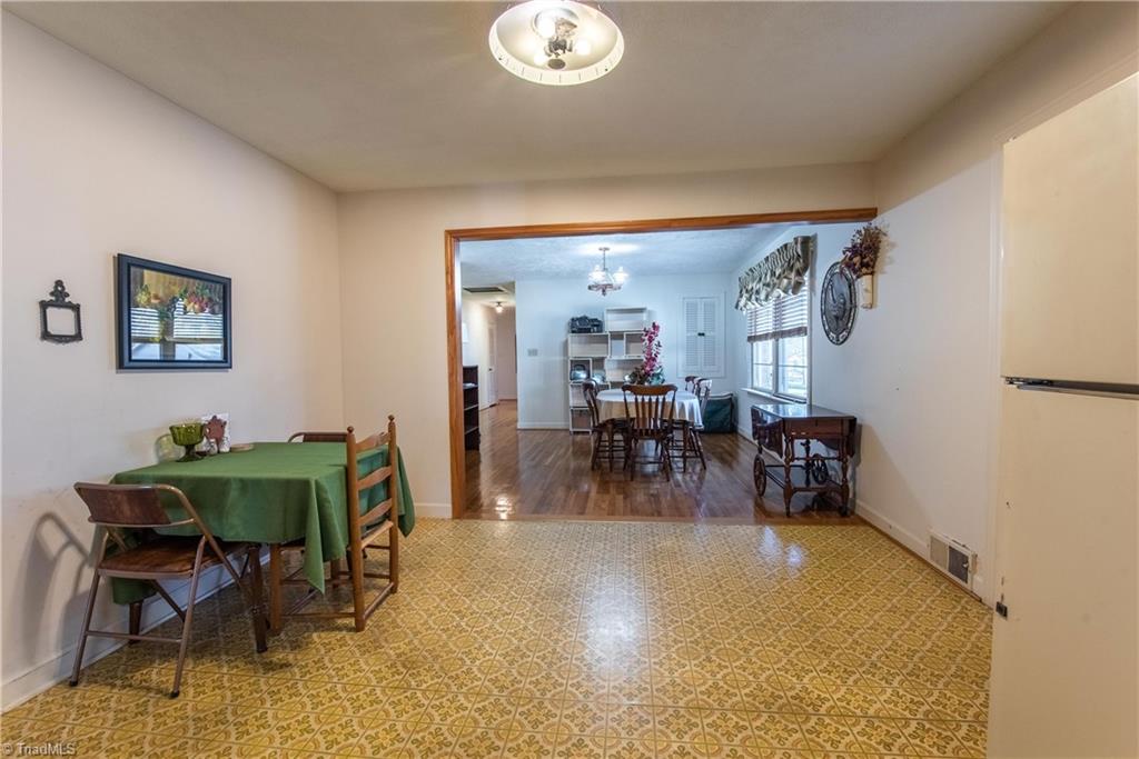 4267 Welcome-Arcadia Road Lexington, NC 27295 - Photo 11 of 42 Gallery Image 11