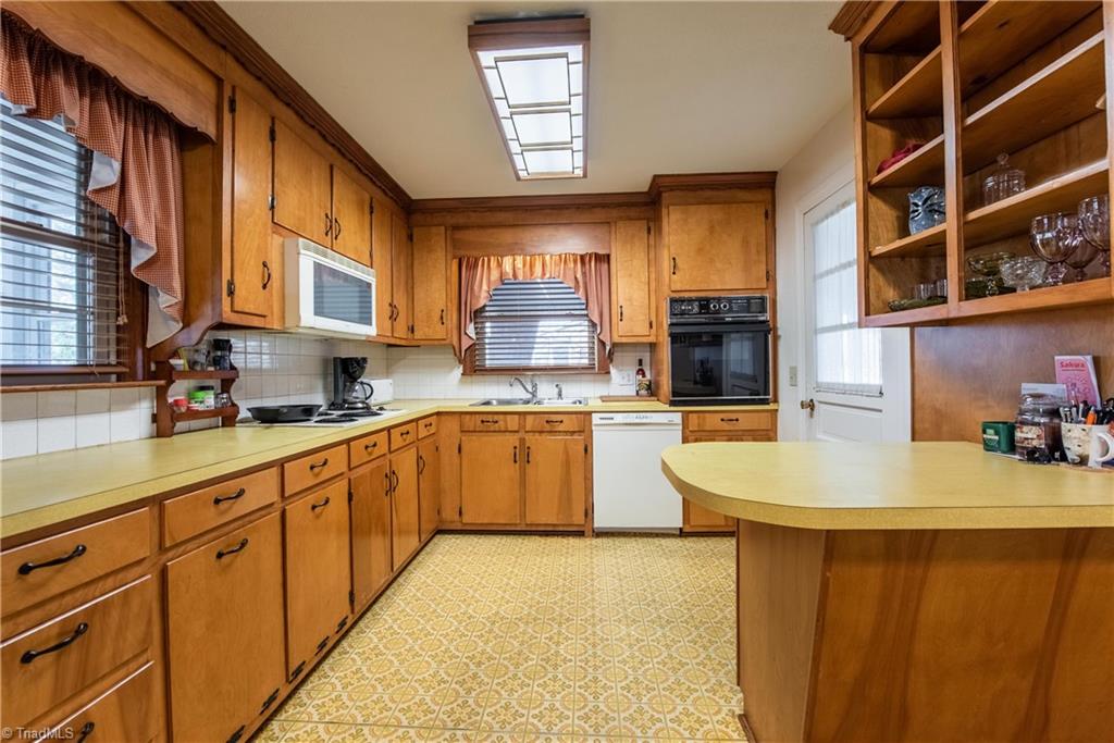 4267 Welcome-Arcadia Road Lexington, NC 27295 - Photo 3 of 42 Gallery Image 3