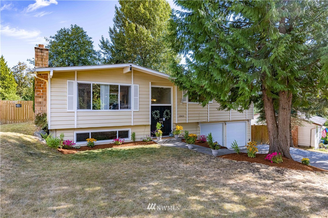 12621 Southeast 187th Place Renton, WA 98058 - Photo 1 of 31 Gallery Image 1