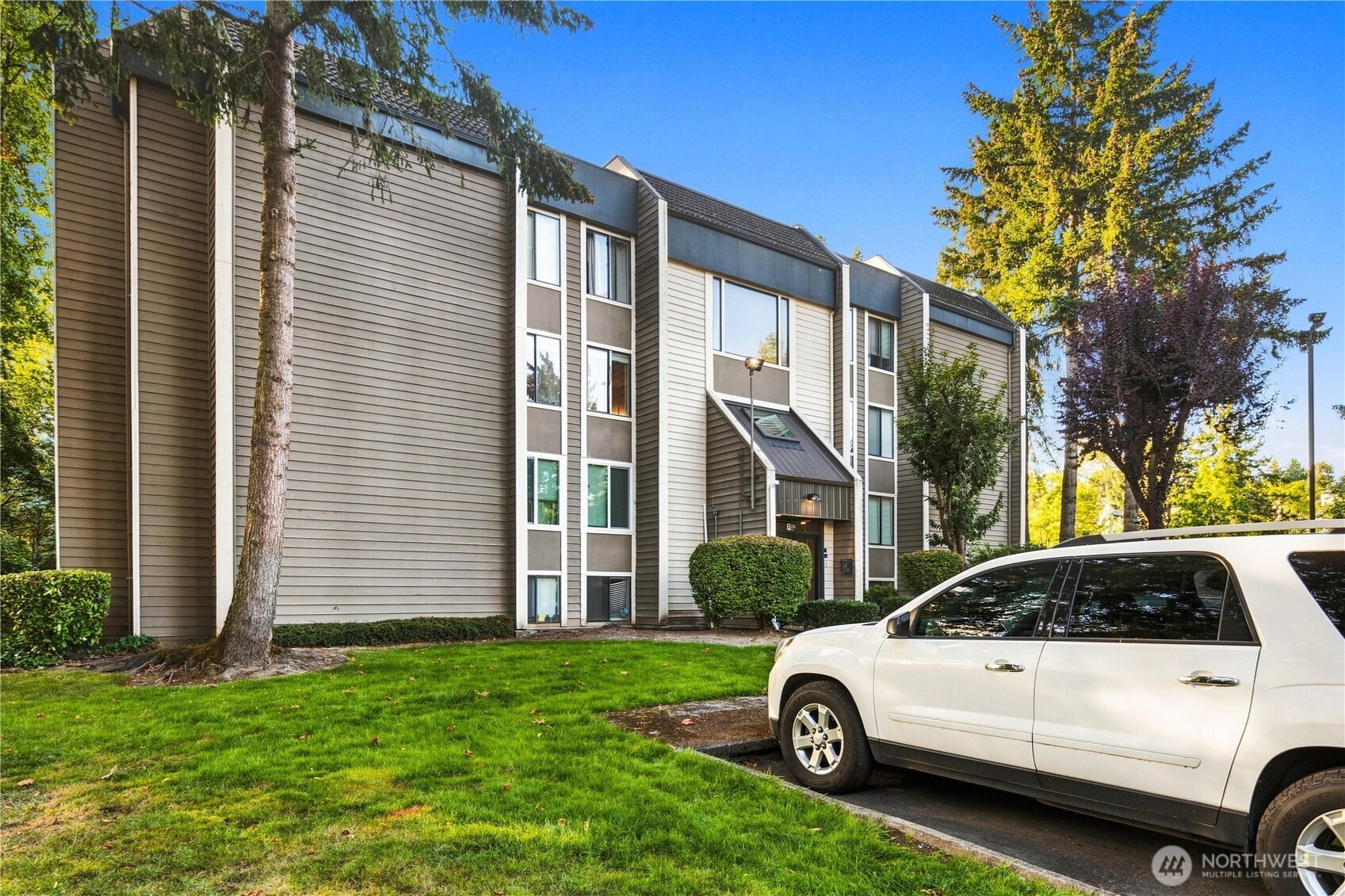 701 Southwest 5th Court, Unit B301 Renton, WA 98057 - Photo 1 of 30 Gallery Image 1