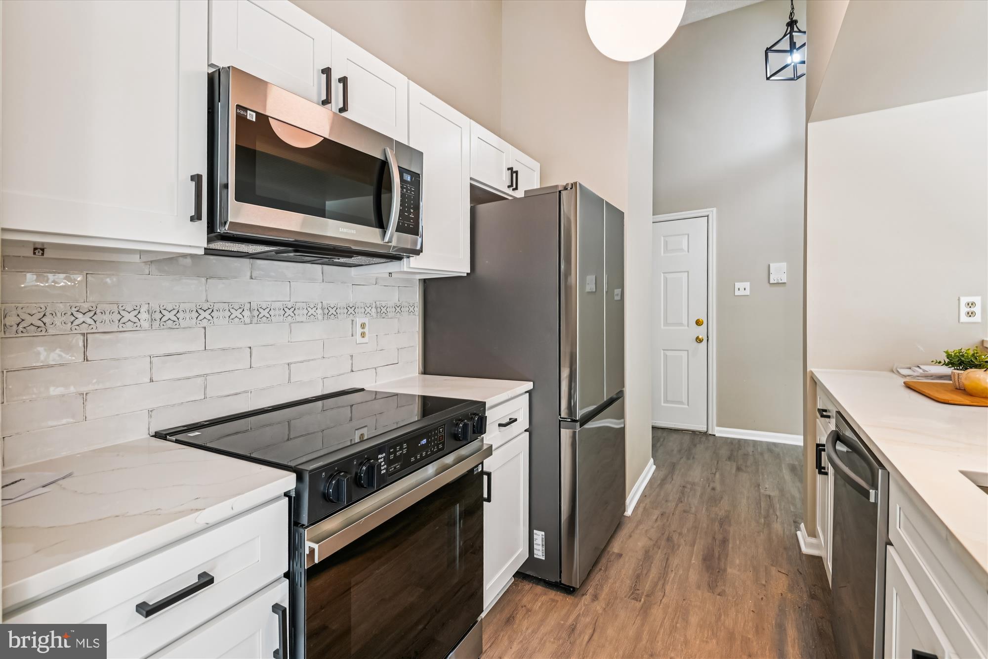 717 Deering Road, Unit 5L Pasadena, MD 21122 - Photo 4 of 29