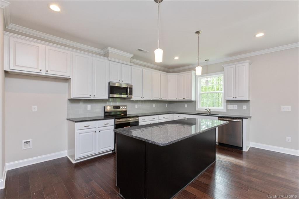 7019 Buckland Road Charlotte, NC 28278 - Photo 12 of 35 Gallery Image 12