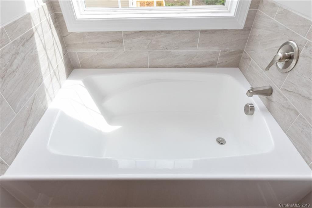 7019 Buckland Road Charlotte, NC 28278 - Photo 24 of 35 Gallery Image 24