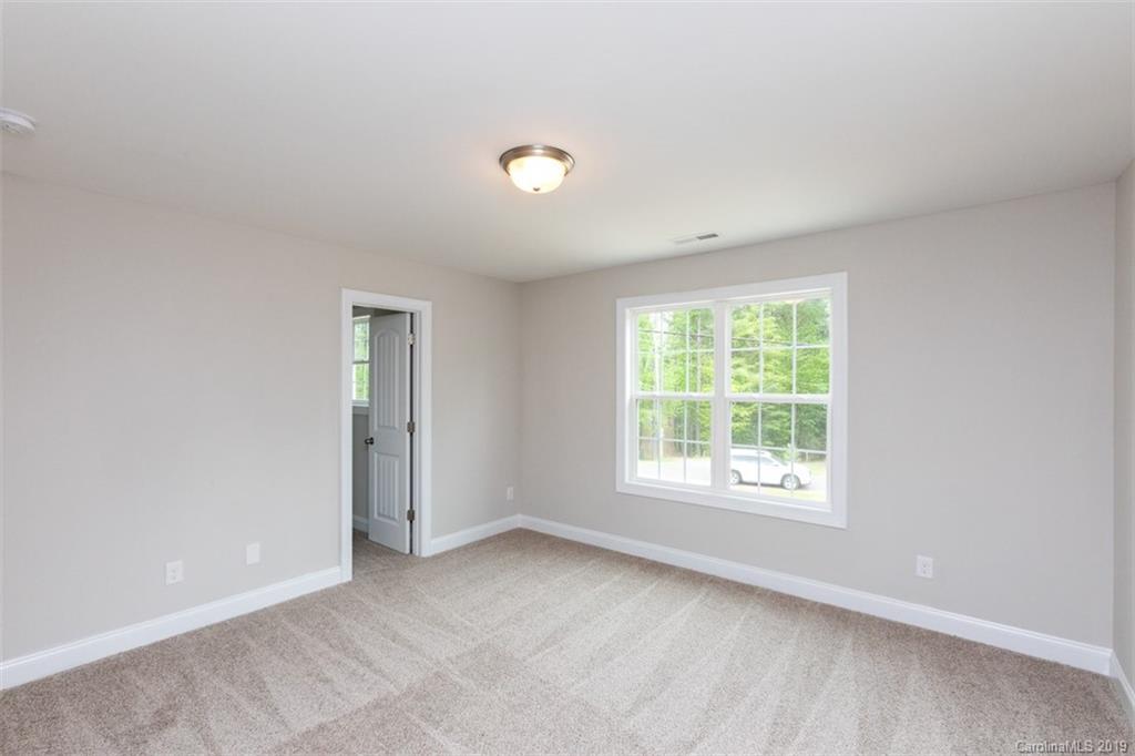 7019 Buckland Road Charlotte, NC 28278 - Photo 28 of 35 Gallery Image 28