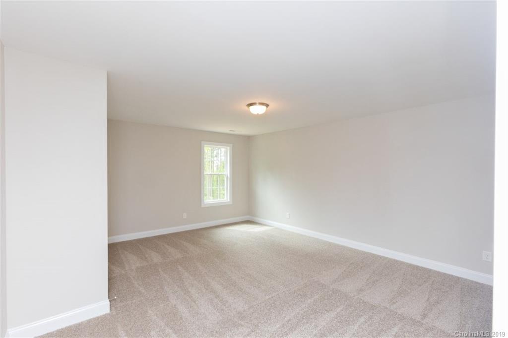 7019 Buckland Road Charlotte, NC 28278 - Photo 31 of 35 Gallery Image 31