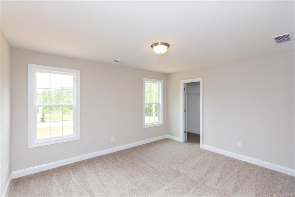 7019 Buckland Road Charlotte, NC 28278 - Photo 34 of 35 Gallery Image 34
