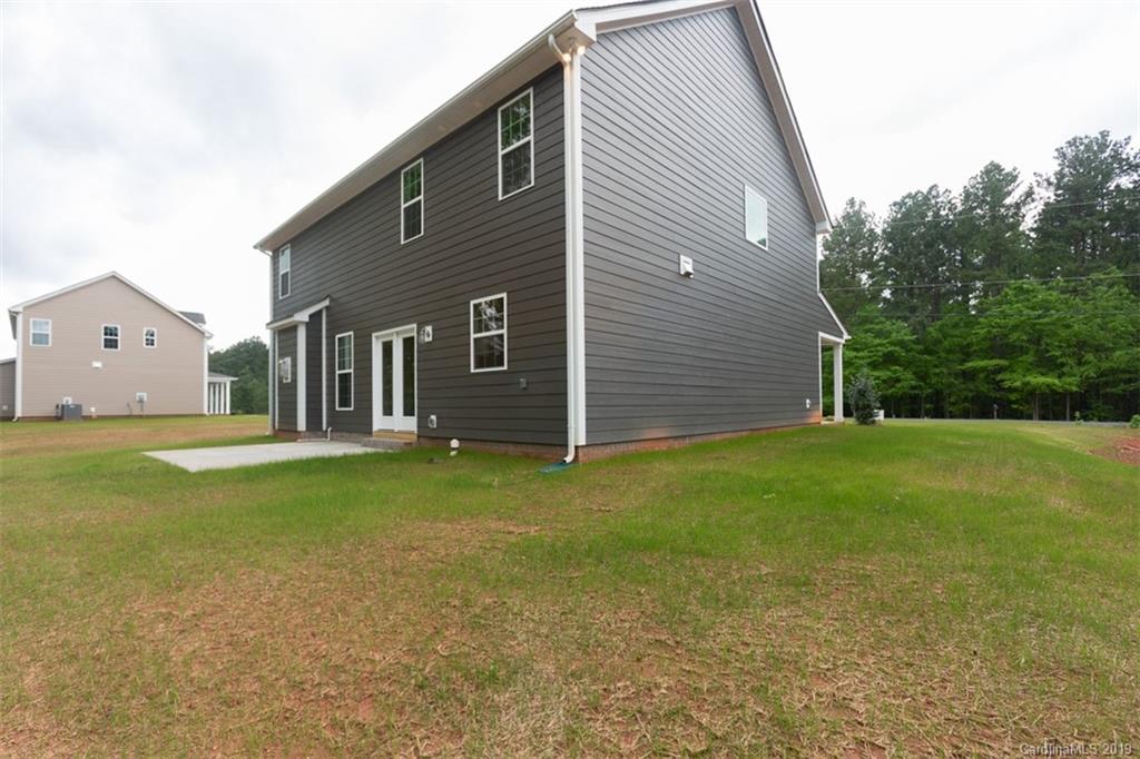 7019 Buckland Road Charlotte, NC 28278 - Photo 5 of 35 Gallery Image 5