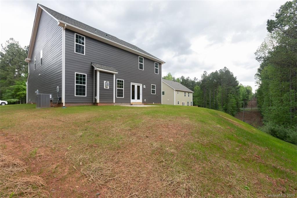 7019 Buckland Road Charlotte, NC 28278 - Photo 6 of 35 Gallery Image 6