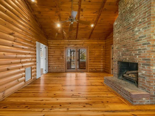 $742,500 | 315 Earles Fort Road, Landrum, SC 29356