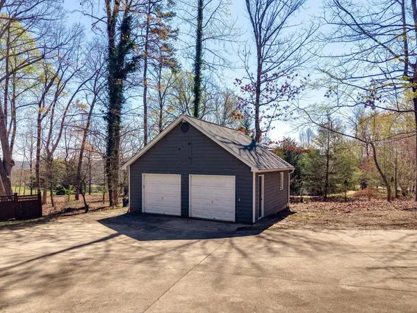 $742,500 | 315 Earles Fort Road, Landrum, SC 29356
