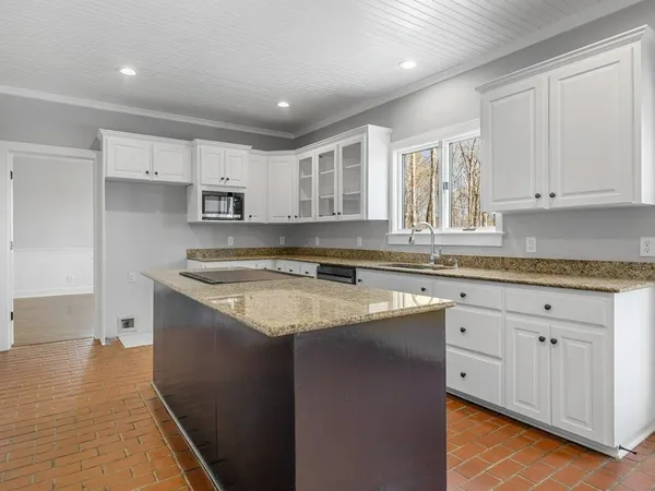 $742,500 | 315 Earles Fort Road, Landrum, SC 29356