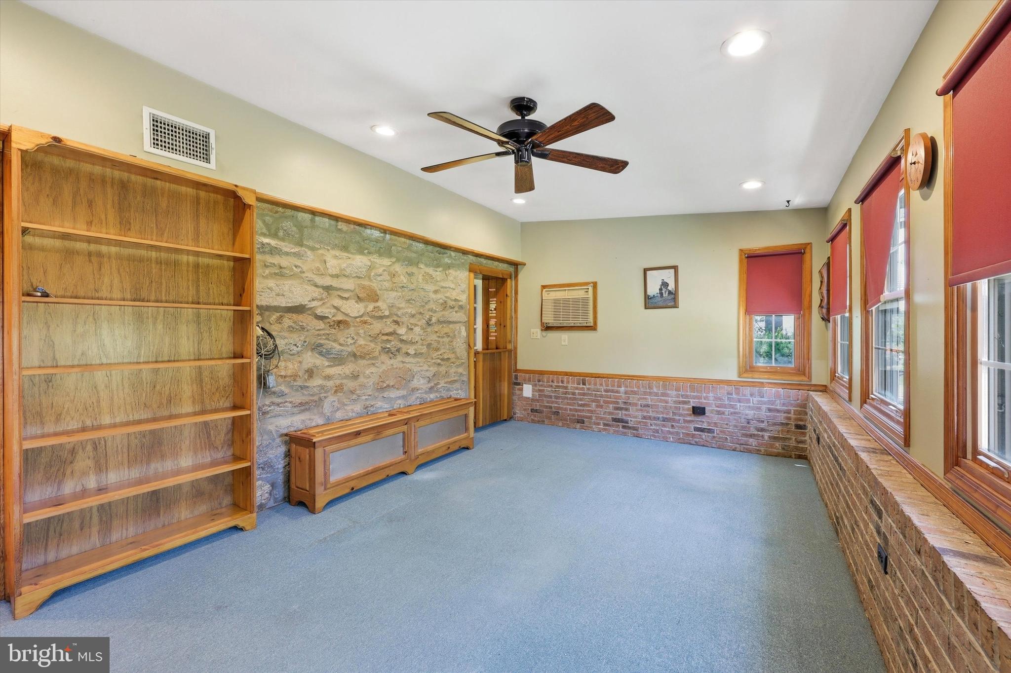 1437 Byberry Road Huntingdon Valley, PA 19006 - Photo 13 of 63