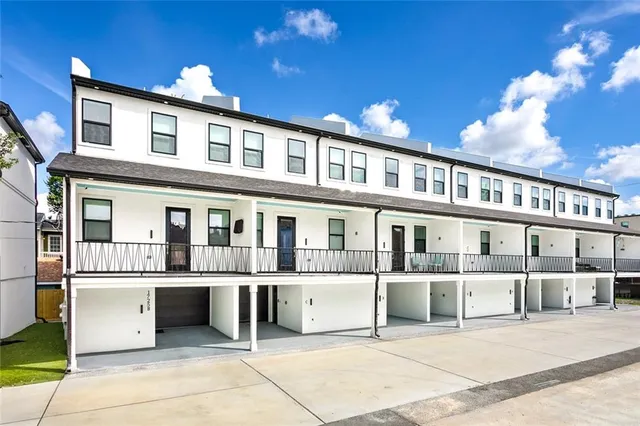 $449,000 | 1725 St Andrew Street, Unit F, New Orleans, LA 70113