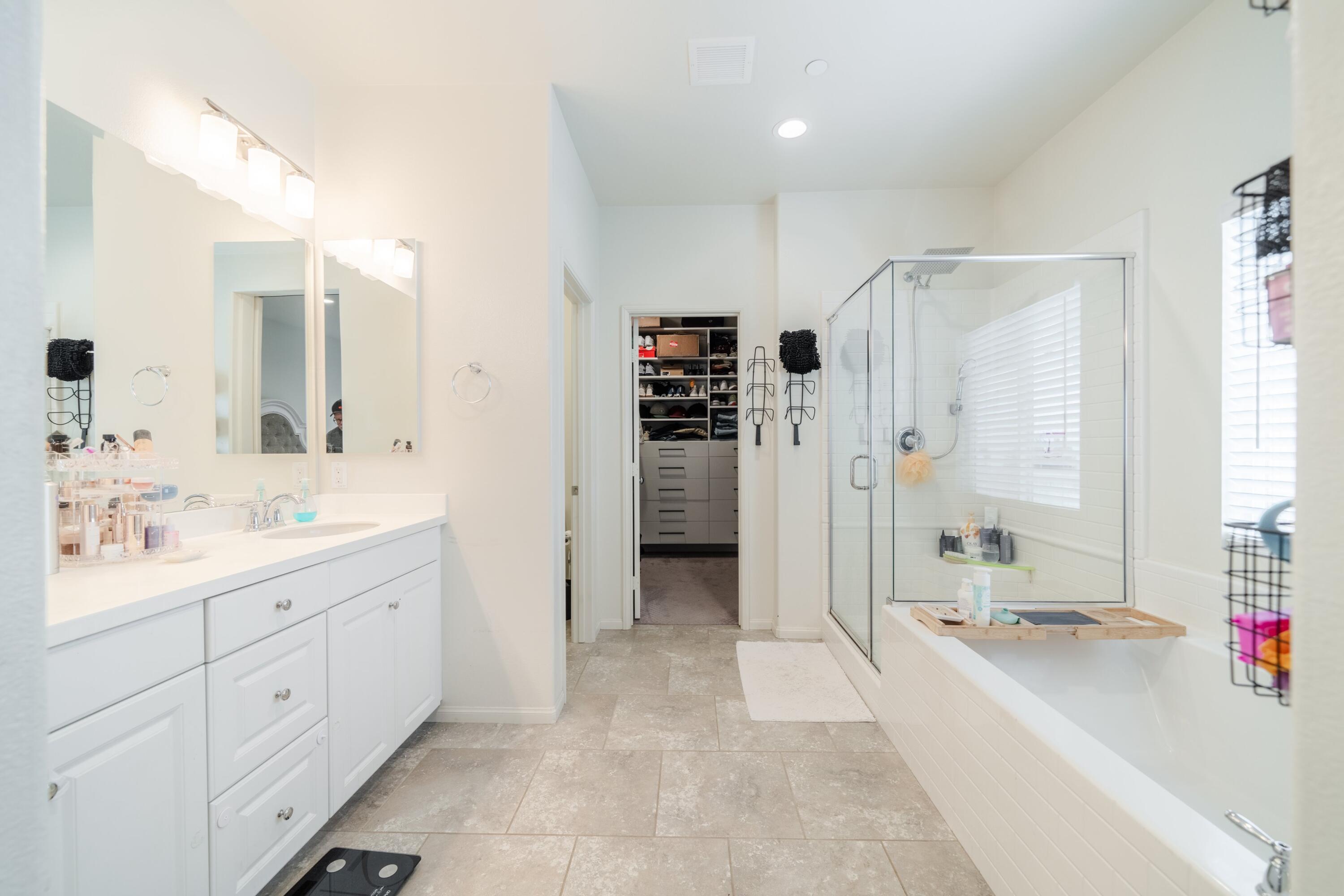 411 Calabrese Street Fallbrook, CA 92028 - Photo 16 of 42 20-JYP08954-HDR