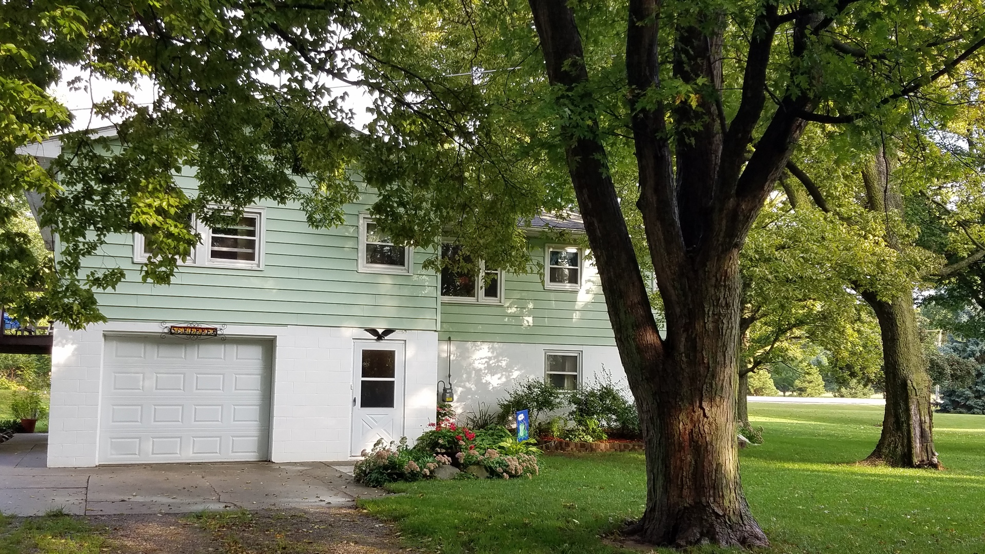 15710 Ebson Road Fulton, IL 61252 - Photo 3 of 22