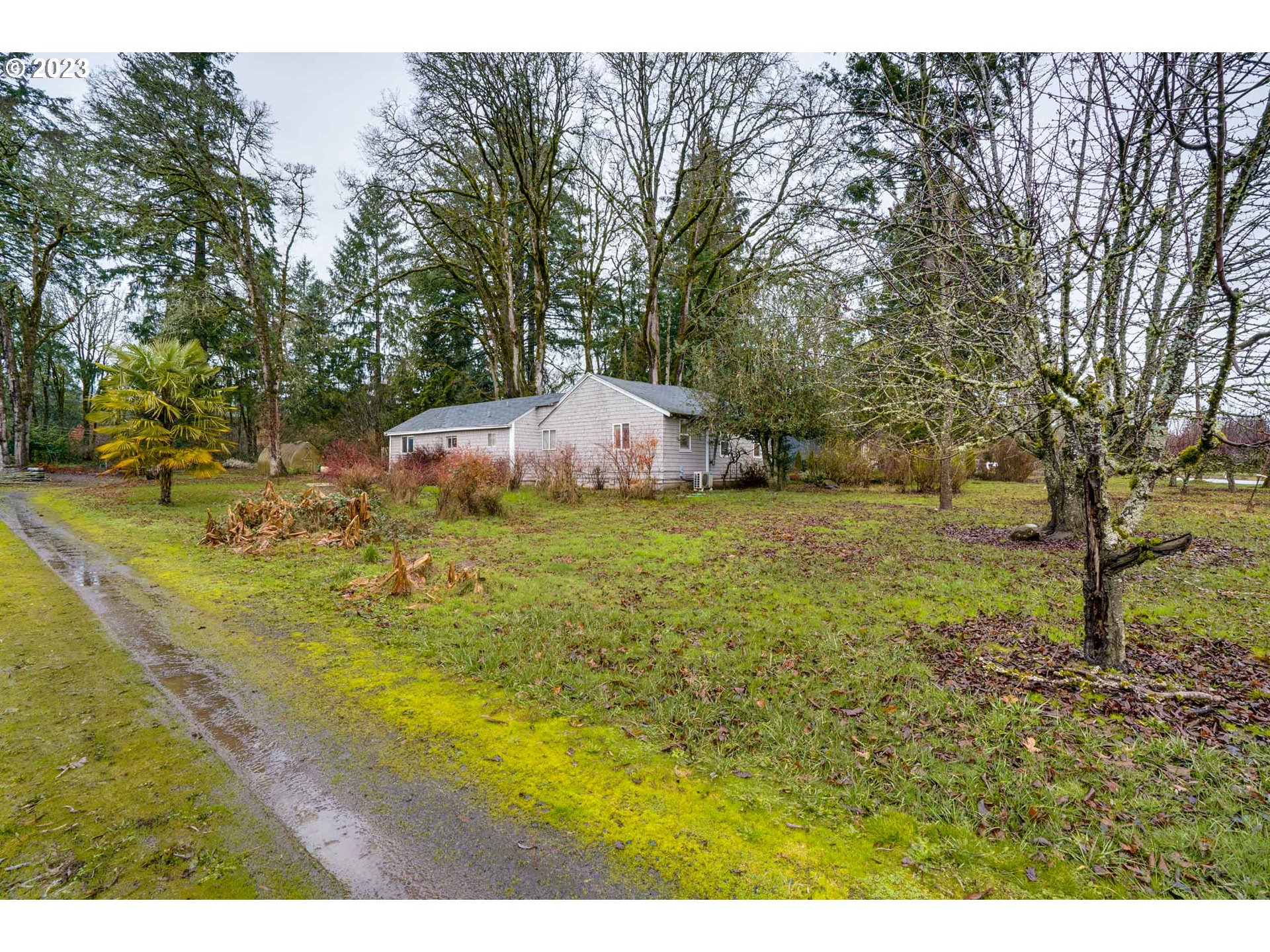 360 Southeast Edwards Drive Dundee, OR 97115 - Photo 24 of 31 a view of a outdoor space