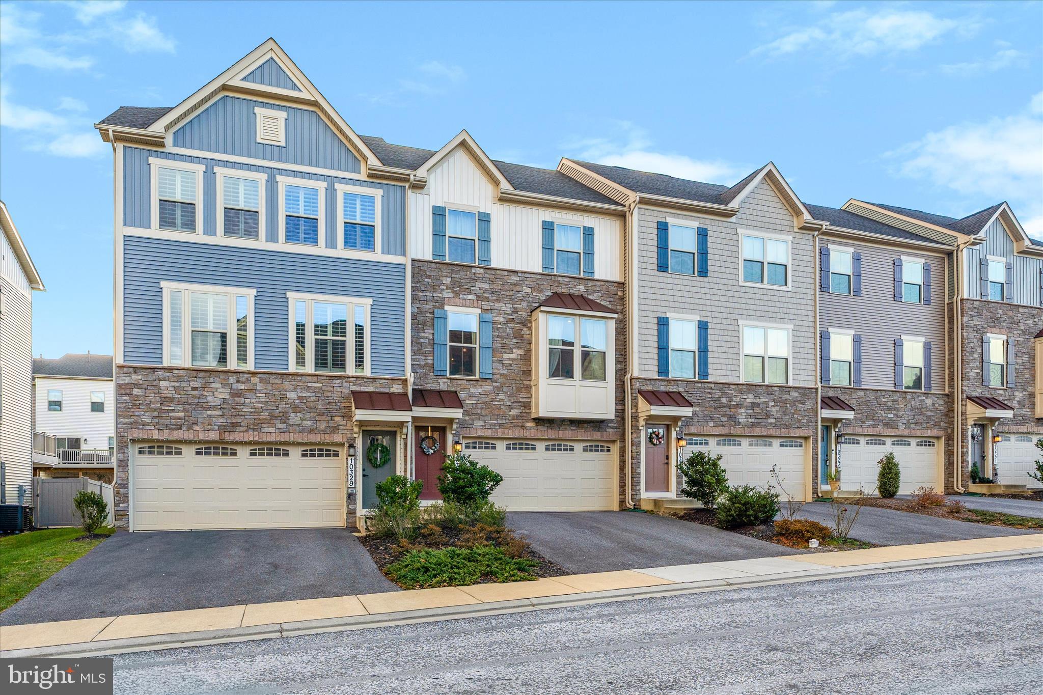 10327 Quillback Street New Market, MD 21774 - Photo 3 of 50 Front