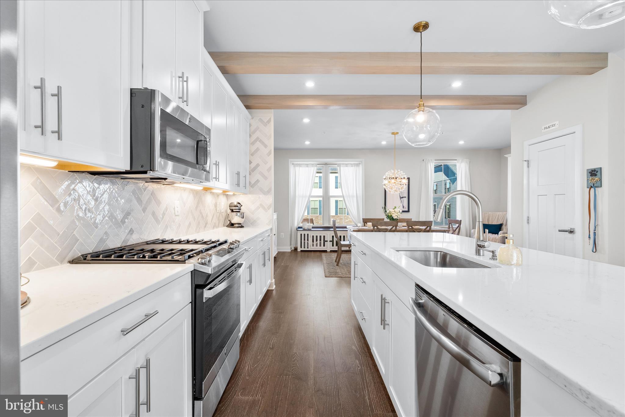 10327 Quillback Street New Market, MD 21774 - Photo 10 of 50 Kitchen