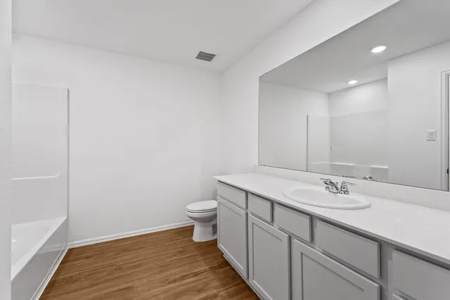 $2,000 | 19316 Villa Mesa Drive, New Caney, TX 77357