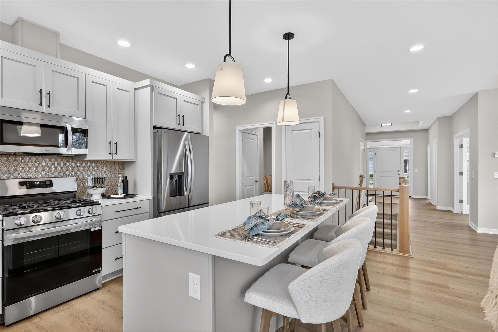 14323 Bridgeview Pointe Vicksburg, MI 49097 - Photo 13 of 34 Kitchen