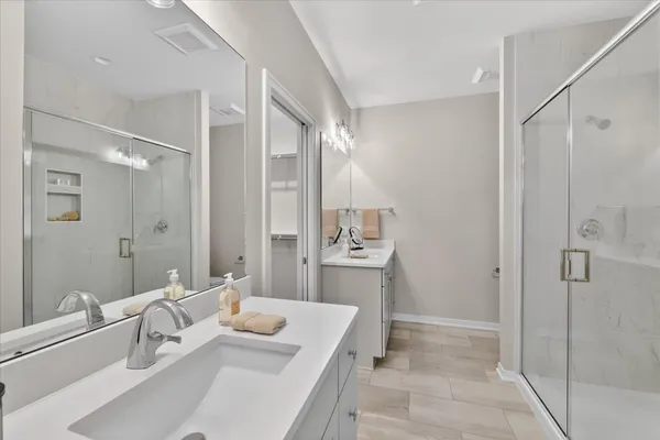 $469,900 | 14323 Bridgeview Pointe, Vicksburg, MI 49097