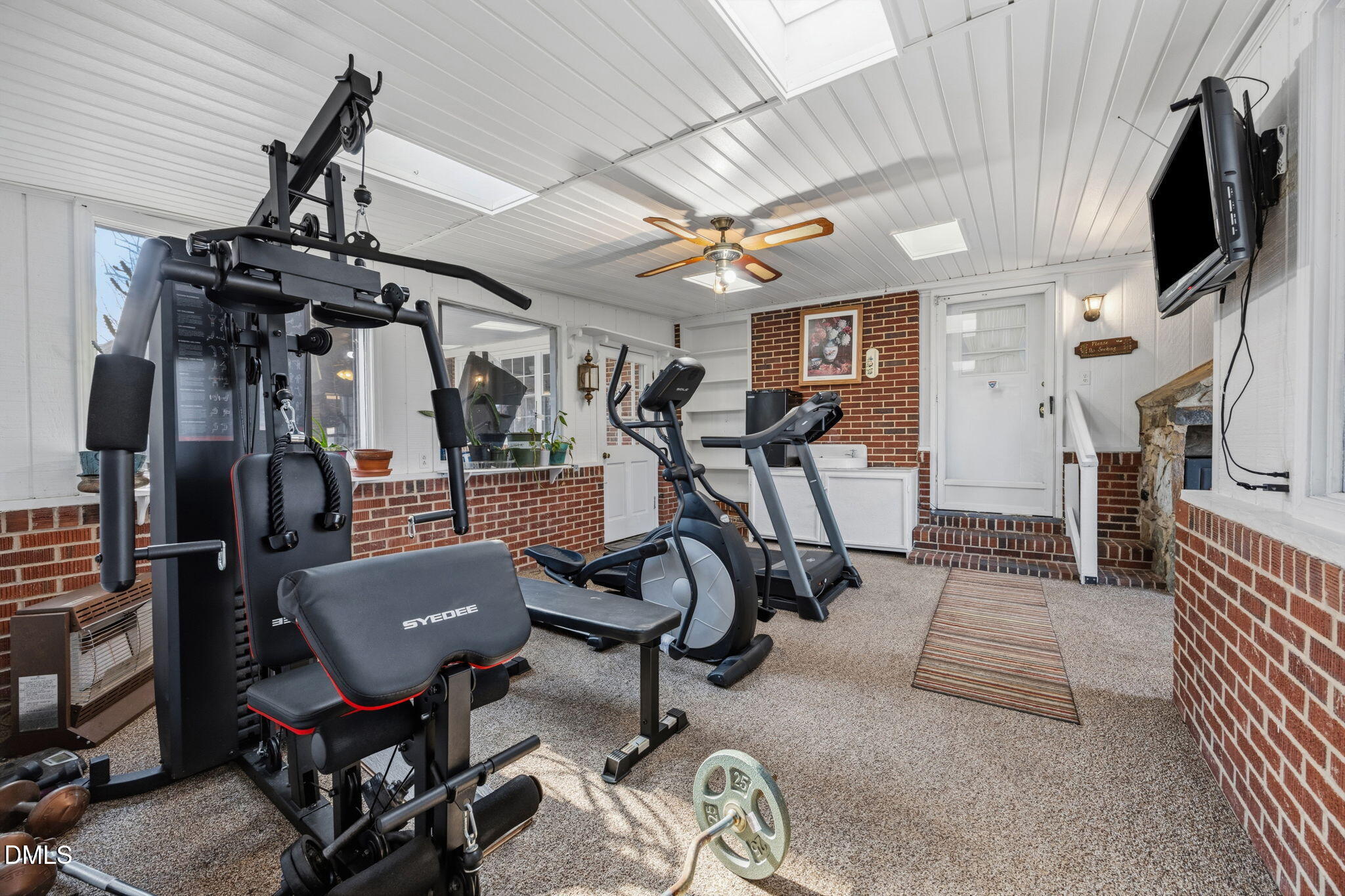 2337 Burlington Road Roxboro, NC 27574 - Photo 26 of 45 50-web-or-mls-IMG_5002