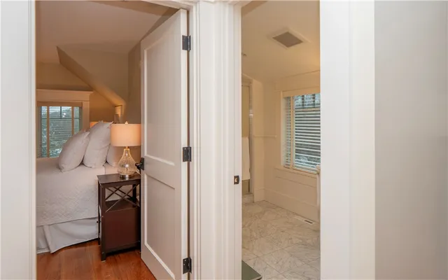 $3,200 | 58 Ridge Road, Newport, RI 02840