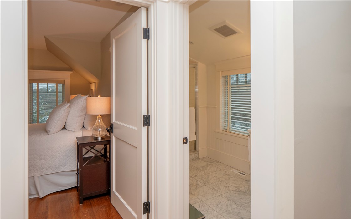 58 Ridge Road Newport, RI 02840 - Photo 28 of 47