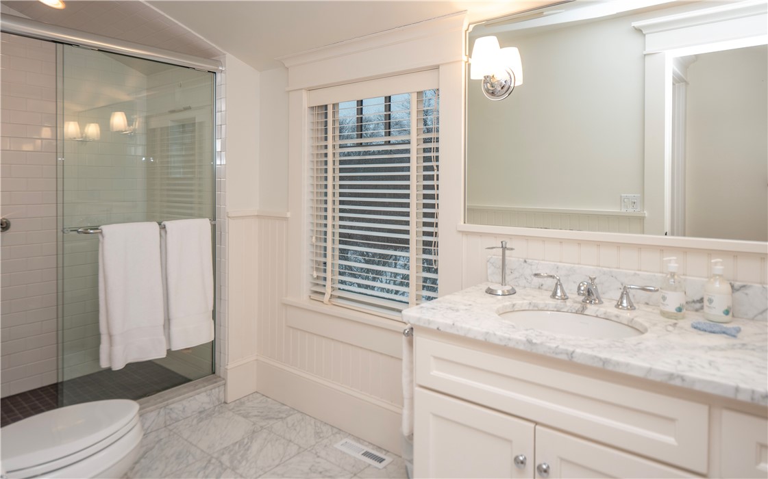 58 Ridge Road Newport, RI 02840 - Photo 29 of 47