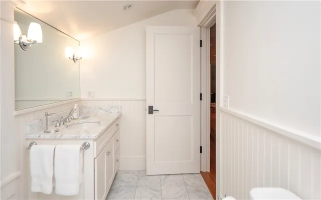 $3,200 | 58 Ridge Road, Newport, RI 02840