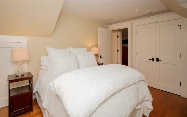 $3,200 | 58 Ridge Road, Newport, RI 02840