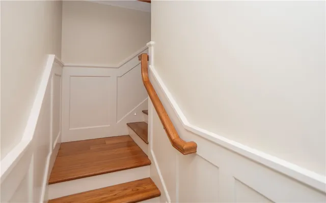 $3,200 | 58 Ridge Road, Newport, RI 02840