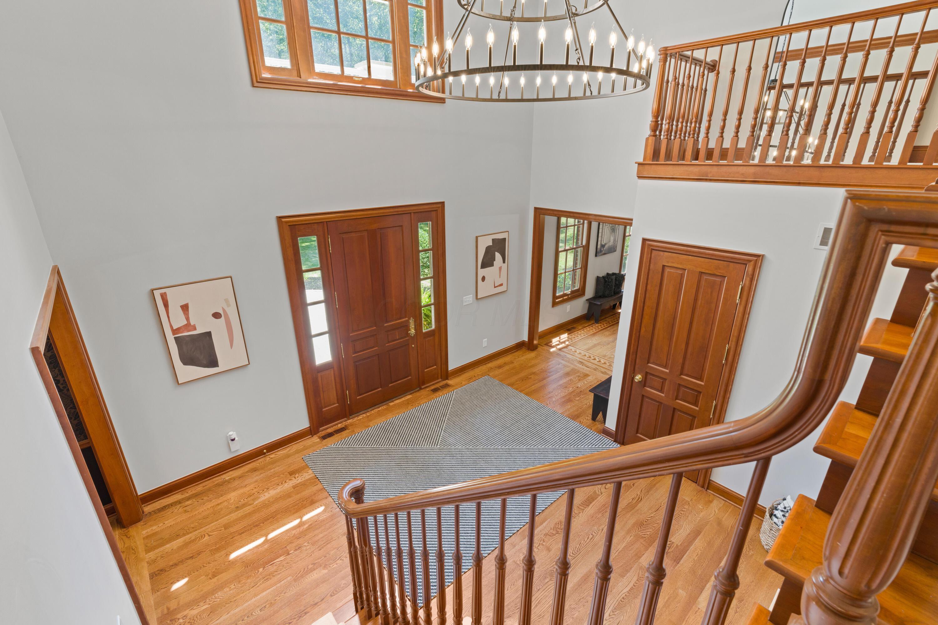 5455 Plantation Road Sunbury, OH 43074 - Photo 71 of 176 Entry + Stairway to Upper Level