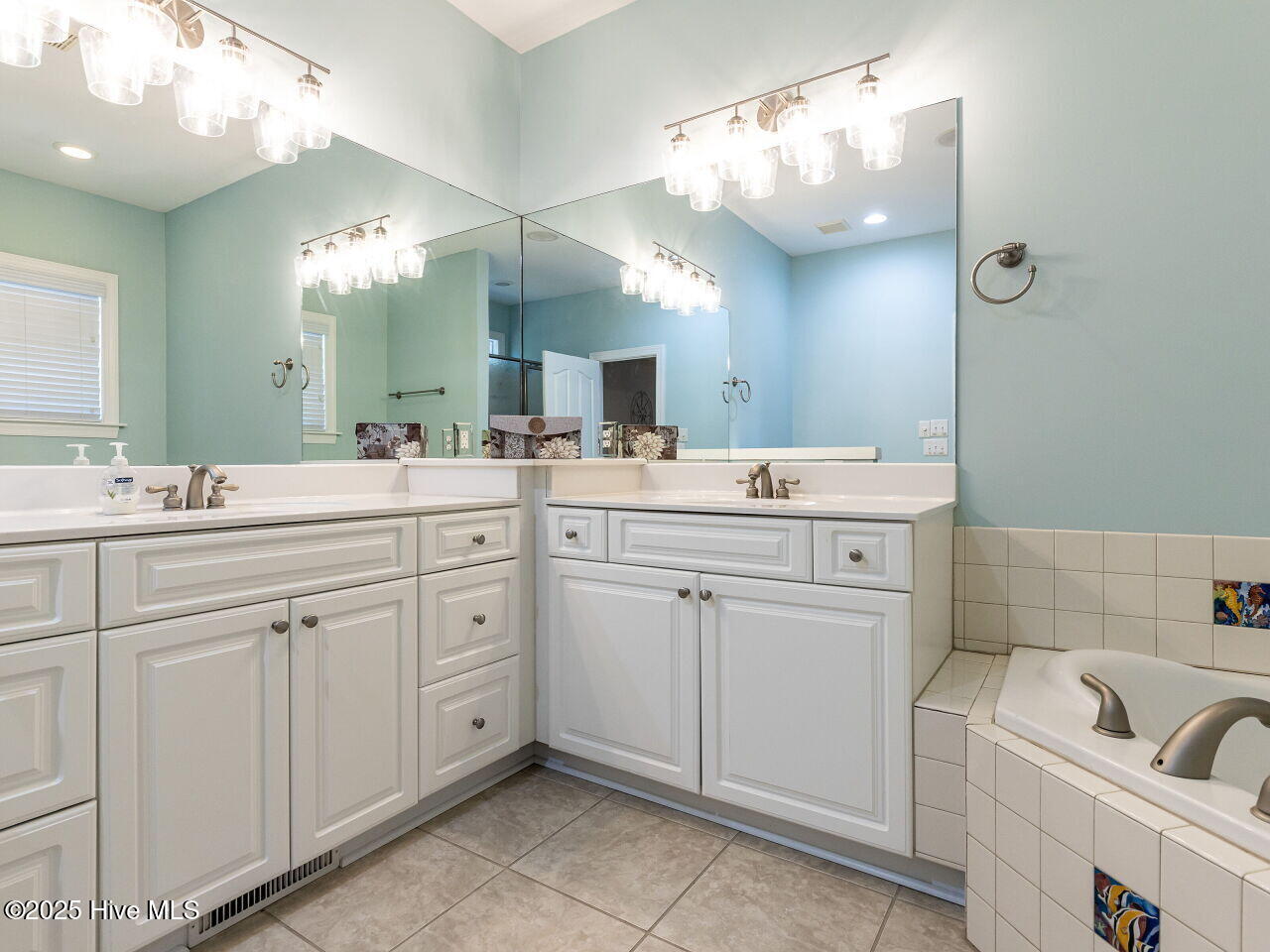 129 Sunset Drive Cedar Point, NC 28584 - Photo 15 of 47 Primary Bathroom with tub and shower