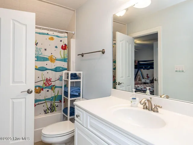 $758,500 | 129 Sunset Drive, Cedar Point, NC 28584