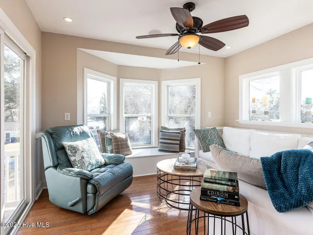 $758,500 | 129 Sunset Drive, Cedar Point, NC 28584