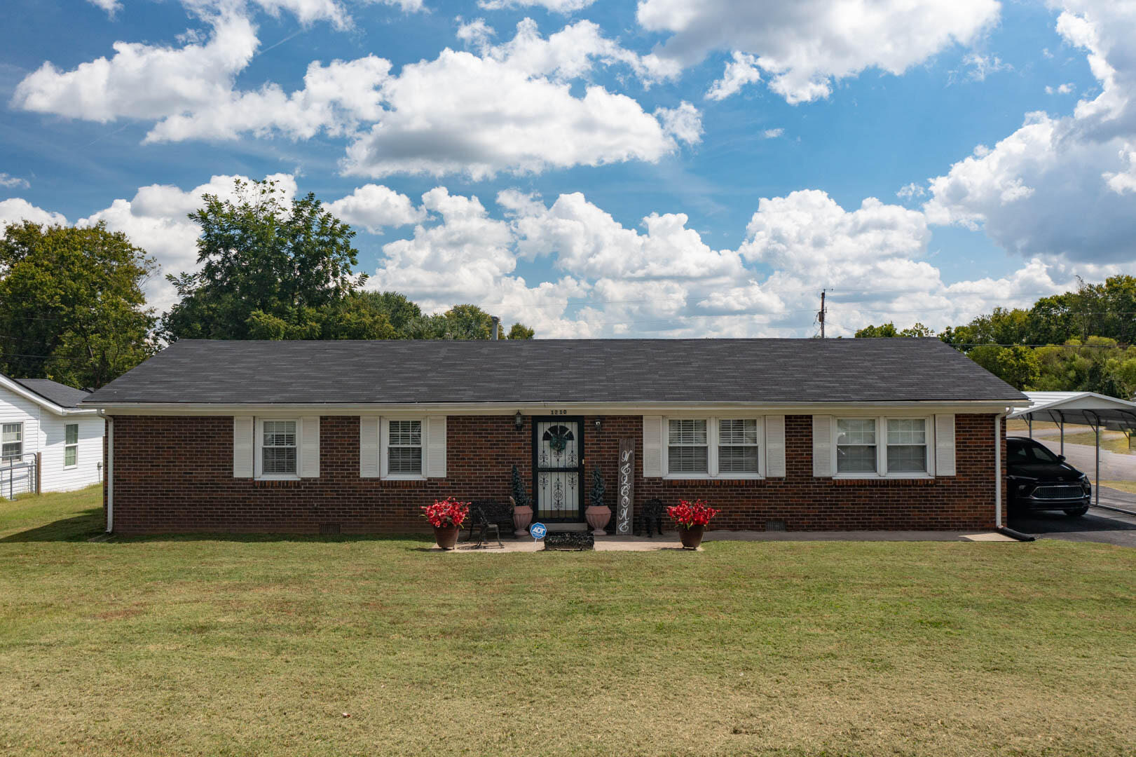 1210 Peacock Road Paris, KY 40361 - Photo 2 of 39 DJI_0679