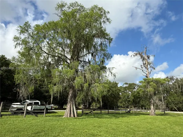 $55,000 | 709 Siboney Street, Clewiston, FL 33440