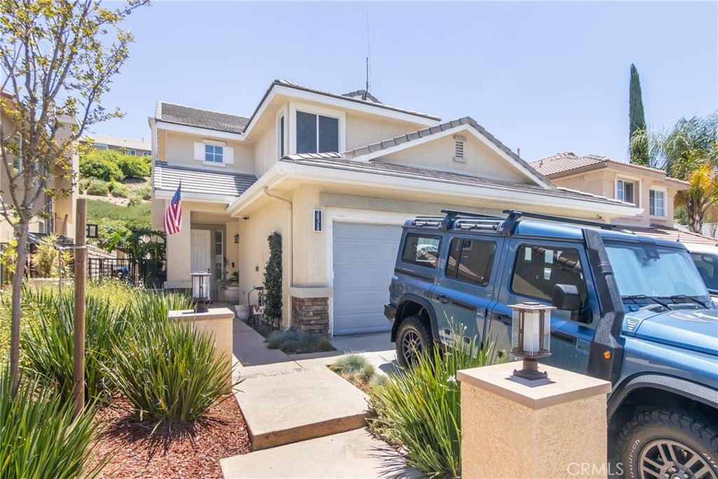 28318 Santa Catarina Road Saugus, CA 91350 - Photo 31 of 32 Front entrance