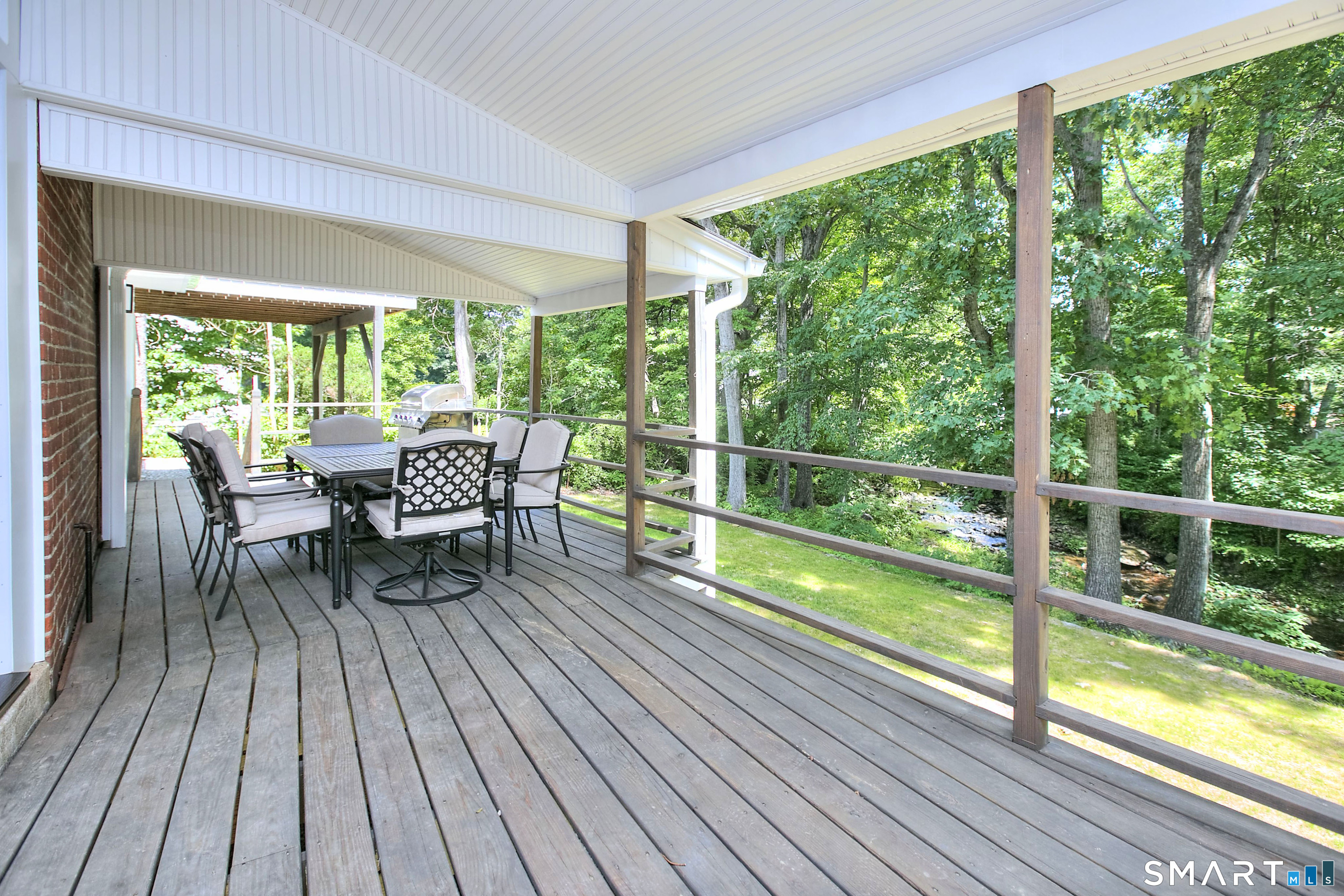 128 Linley Drive Fairfield, CT 06825 - Photo 6 of 39