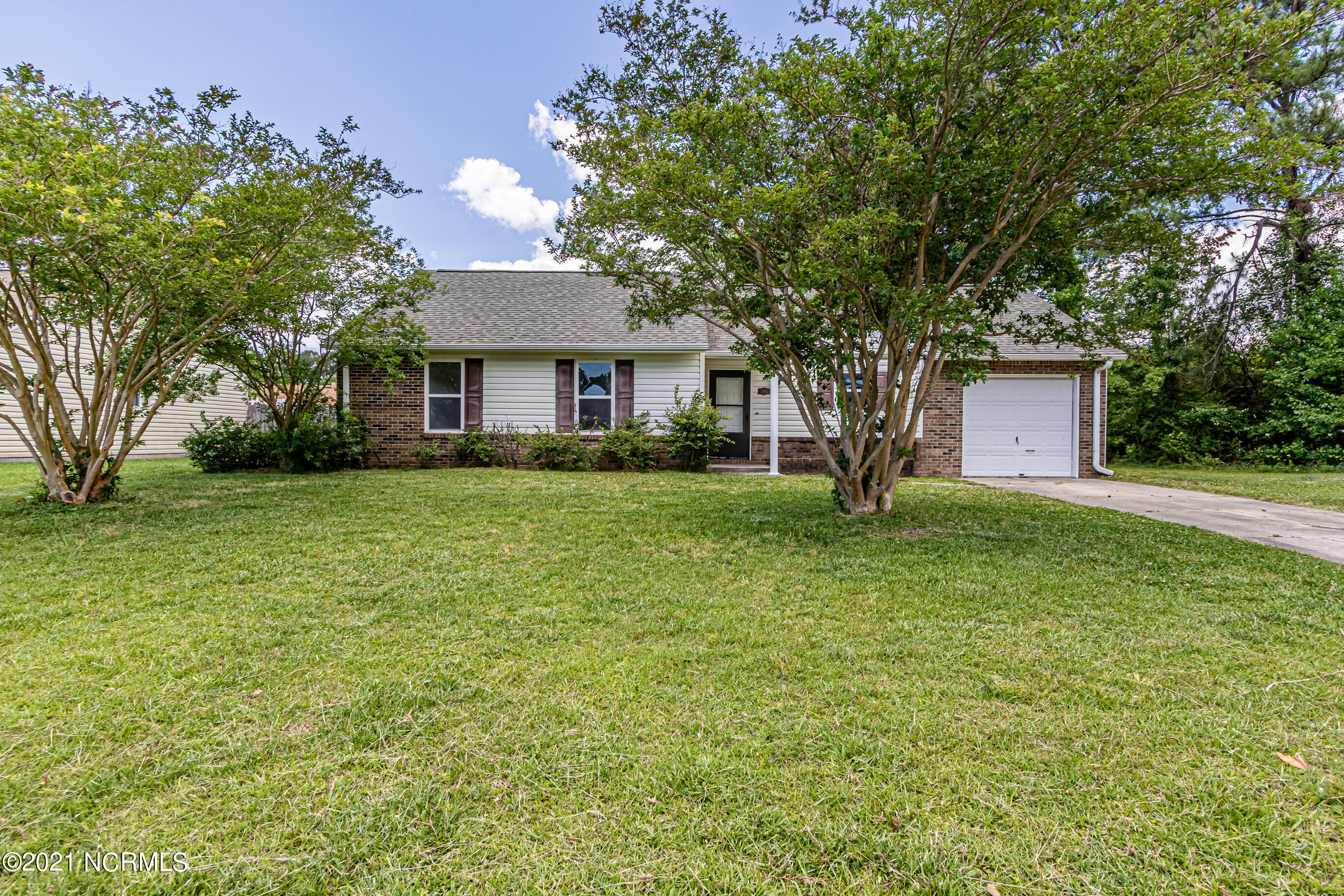 202 Dennis Road Jacksonville, NC 28546 - Photo 1 of 35 202 Dennis Rd