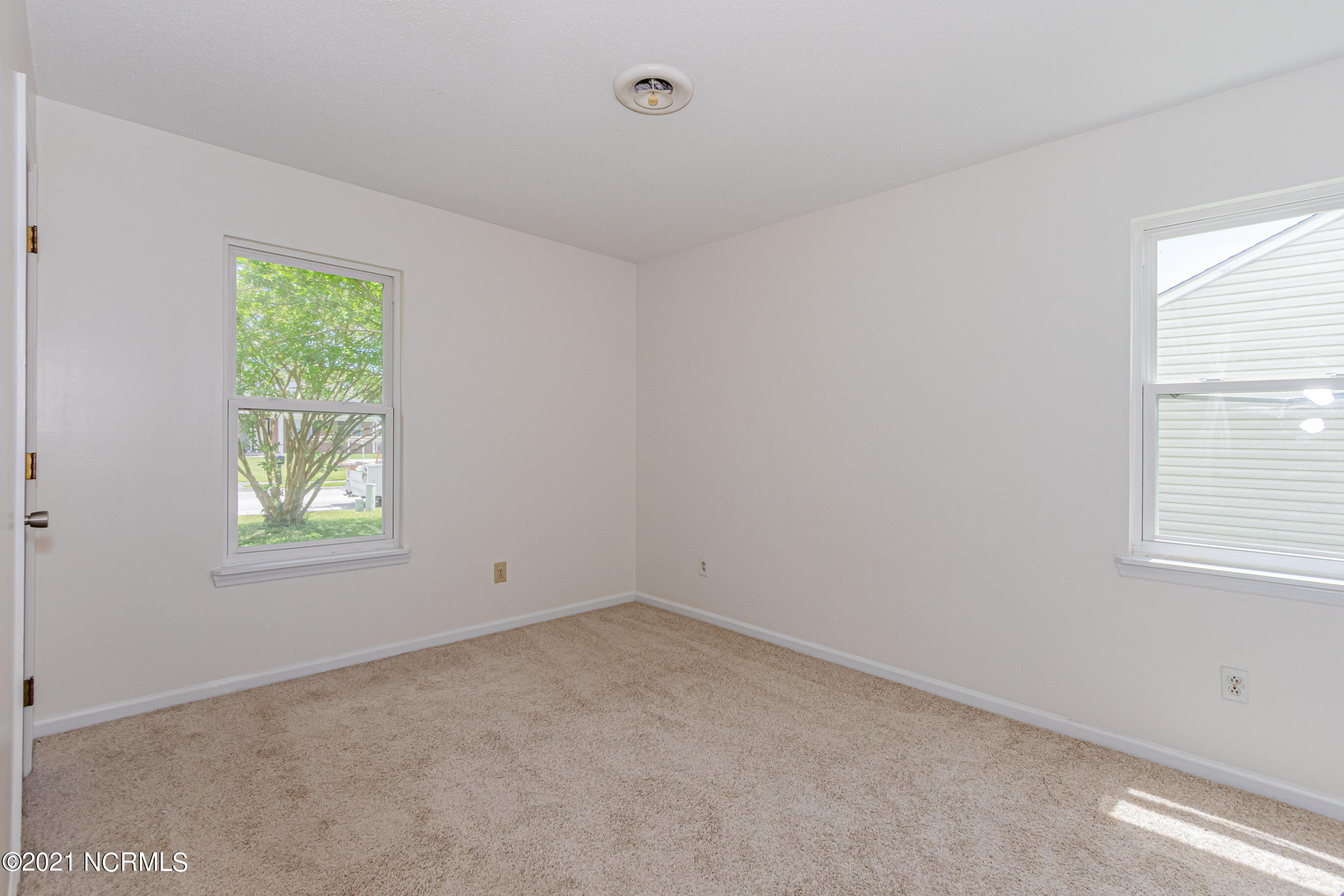 202 Dennis Road Jacksonville, NC 28546 - Photo 25 of 35 LindaY (1 of 1)-30