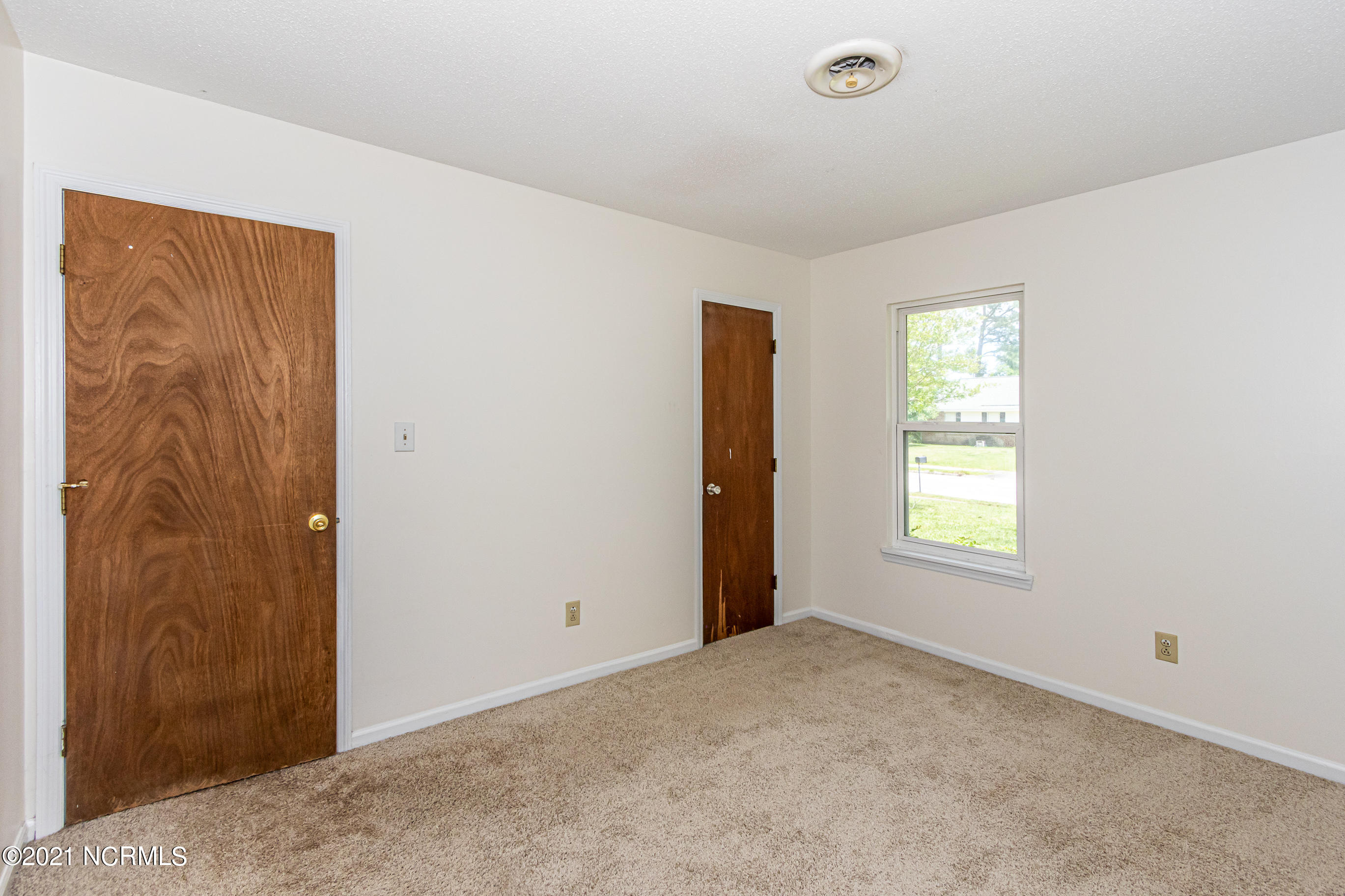 202 Dennis Road Jacksonville, NC 28546 - Photo 27 of 35 LindaY (1 of 1)-32