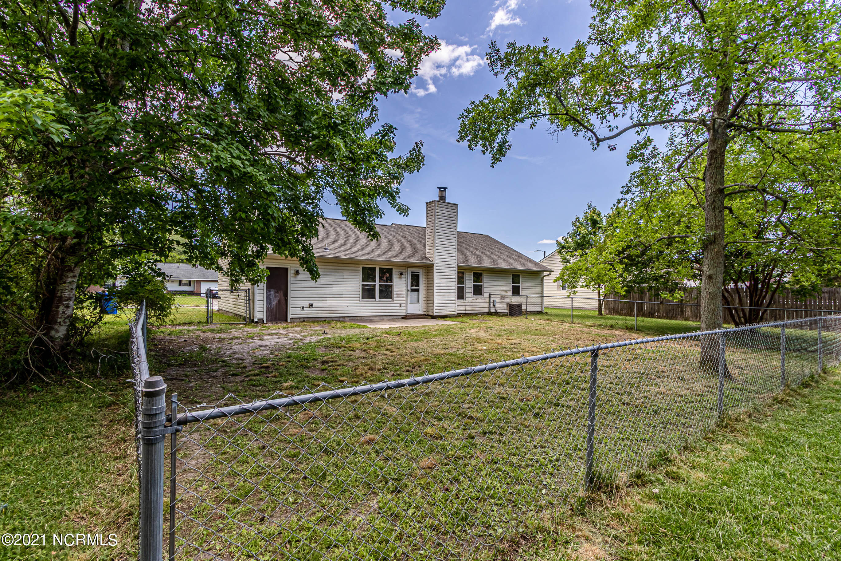 202 Dennis Road Jacksonville, NC 28546 - Photo 31 of 35 LindaY (1 of 1)-7