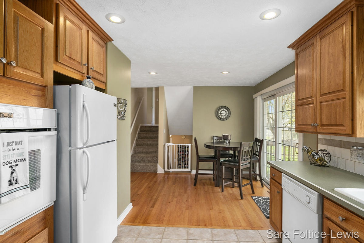 7319 Terrace Lane Jenison, MI 49428 - Photo 15 of 28 IMG_1009