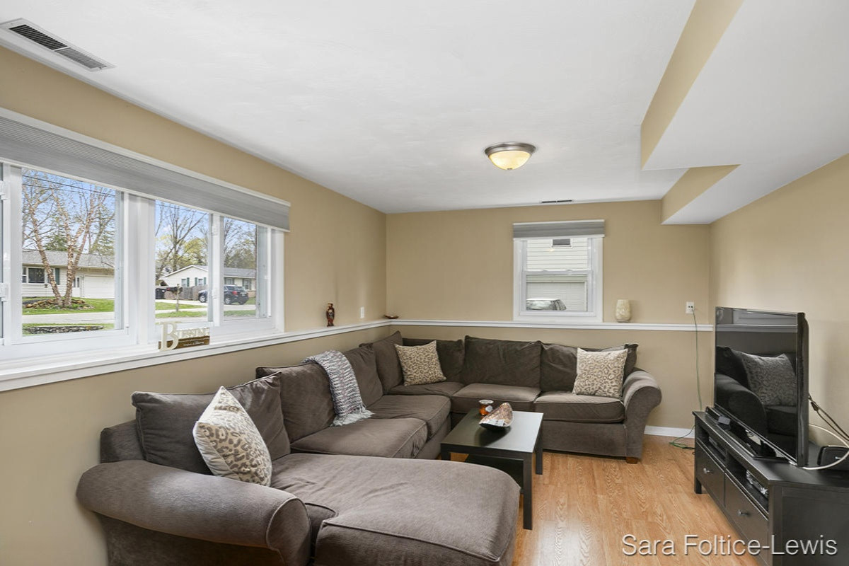 7319 Terrace Lane Jenison, MI 49428 - Photo 23 of 28 IMG_1017