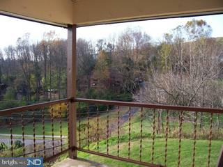 2 Alpine Court, Unit D Reading, PA 19606 - Photo 2 of 6 Gallery Image 2