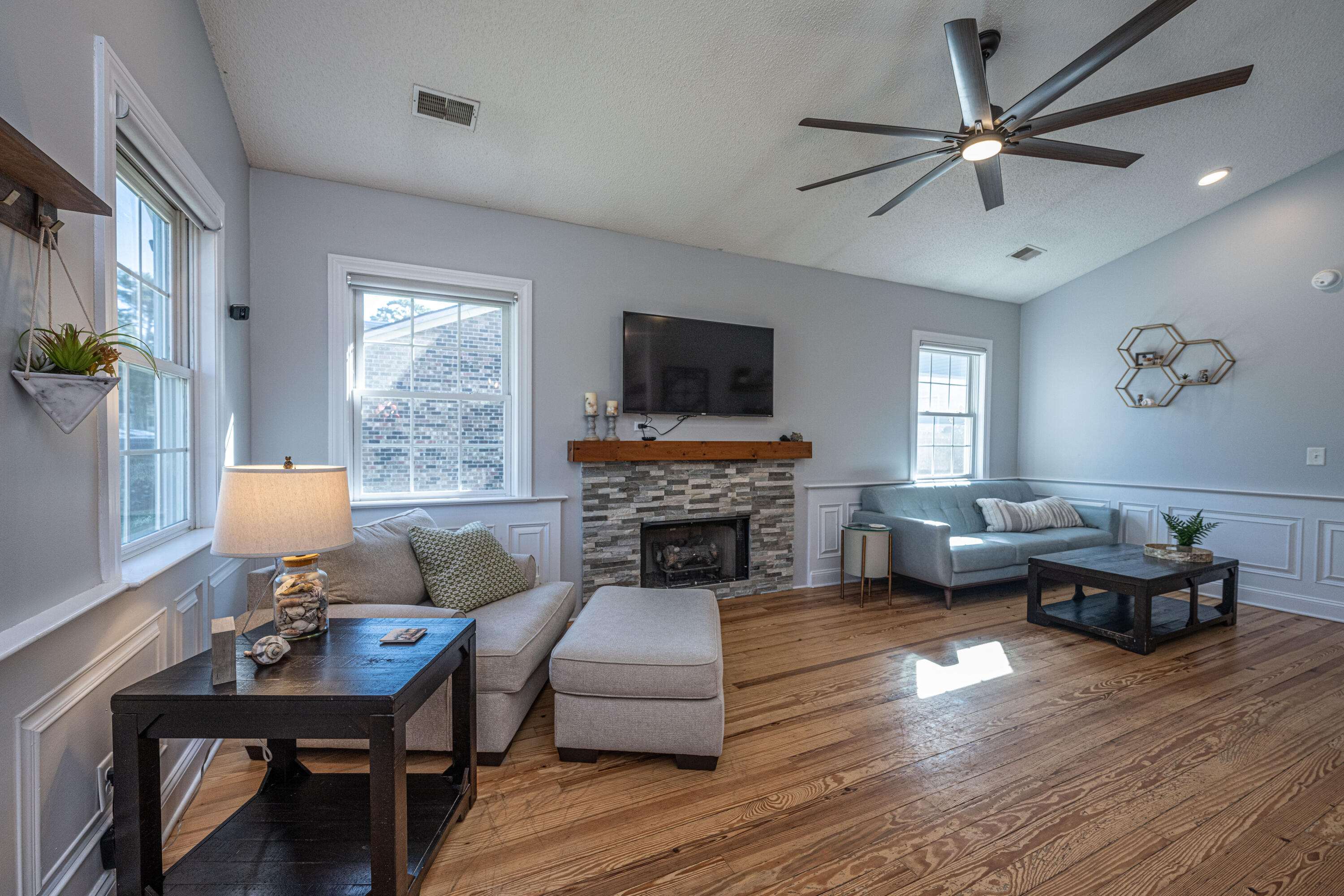 519 Savannah Road Ladson, SC 29456 - Photo 4 of 45 519SavannahRd007